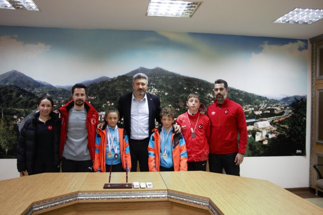 BAŞKAN'LA FOTOĞRAFLARINIZ