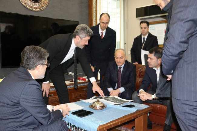 BAŞKAN'LA FOTOĞRAFLARINIZ