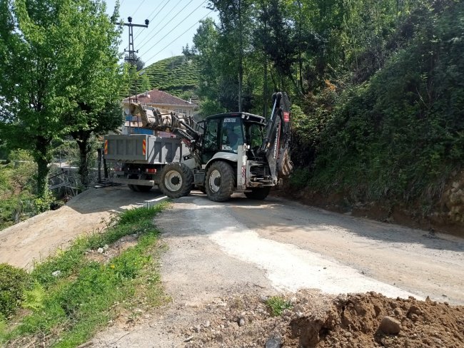 BELEDİYEMİZ FEN İŞLERİ MÜDÜRLÜĞÜ SAHA ÇALIŞMALARI;