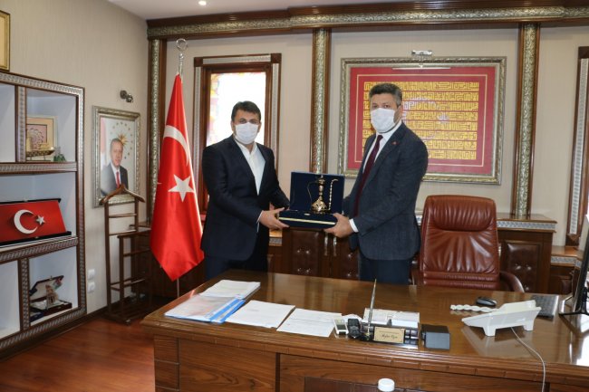 ERZURUM ÇAT BELEDİYESİNDEN İLÇEMİZE ZİYARET