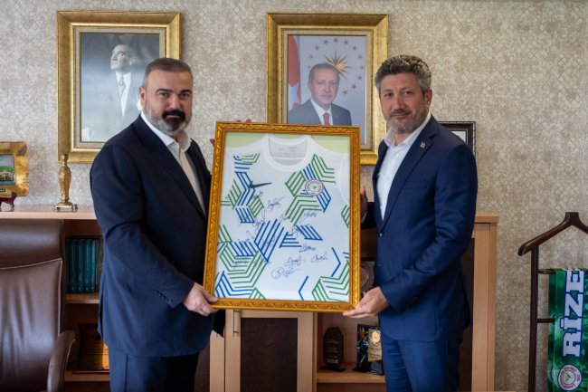 BAŞKAN ÖZER'DEN TEBRİK ZİYARETİ