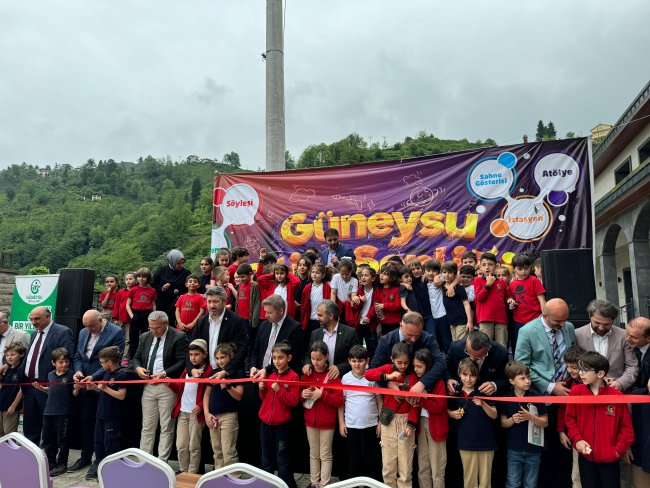 GÜNEYSU OKULLARINDA BİLİM ŞENLİĞİ DÜZENLENDİ.