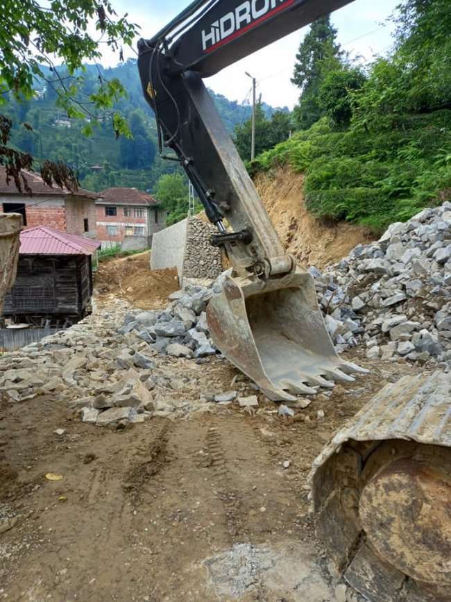 KANAL BETONU VE TAŞ DUVAR ÇALIŞMALARIMIZ