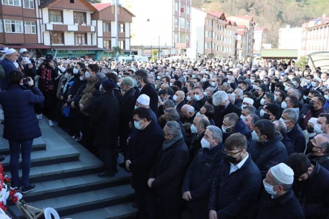 AHMET ERDOĞAN EBEDİYETE UĞURLANDI.