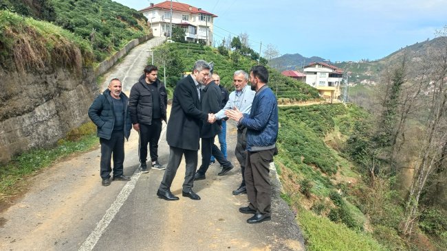 BAŞKAN ÖZER SAHA ÇALIŞMALARINI İNCELEDİ.