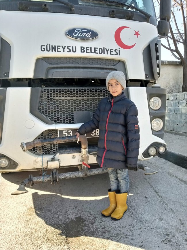 DEPREM BÖLGESİNDE İÇME SUYU ÇALIŞMALARIMIZ