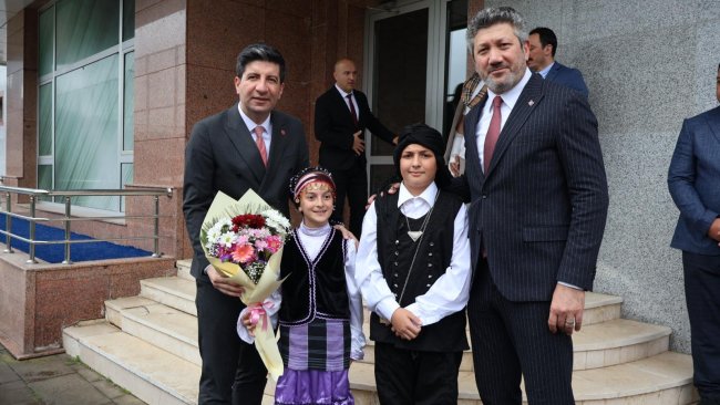 GÜNEYSUDA 23 NİSAN ÇOŞKUSU