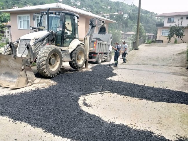 ASFALT VE YOL TEMİZLİK ÇALIŞMALARIMIZ