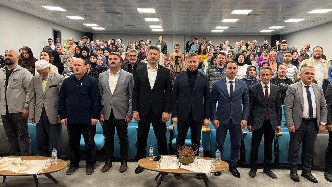 GÜNEYSU GENÇLİK MERKEZİNDE ETKİNLİK