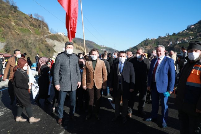 BAŞKAN ÖZER SALARHA TÜNELİ AÇILIŞ TÖRENİNE KATILDI.