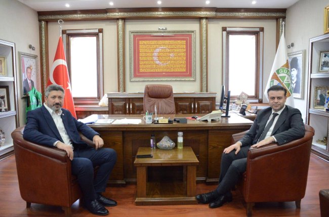YENİ MİLLİ EĞİTİM MÜDÜRÜNDEN ZİYARET