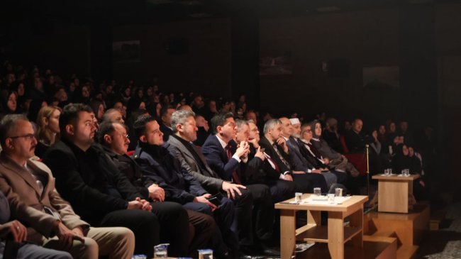 18 MART ÇANAKKALE ZAFERİ VE ŞEHİTLERİ ANMA PROGRAMI TÖRENİ DÜZENLENDİ.