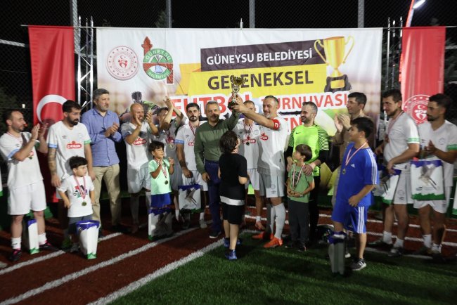 GÜNEYSU FUTBOL TURNUVASI FİNAL MÜCADELESİ İLE SONA ERDİ.