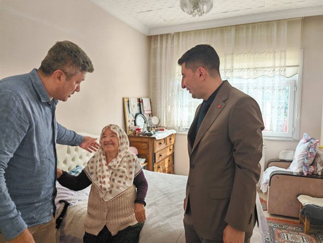 ŞEHİT AİLESİNE ZİYARET