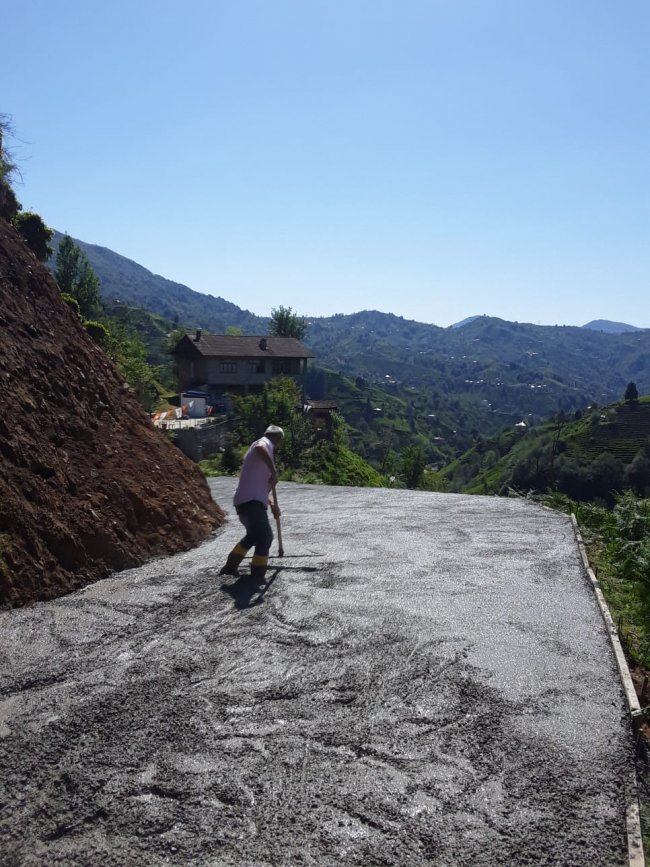 YOL BETONU ÇALIŞMALARIMIZ