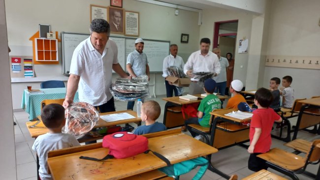 BAŞKAN ÖZER'DEN YAZ KURAN KURSLARINA ZİYARET