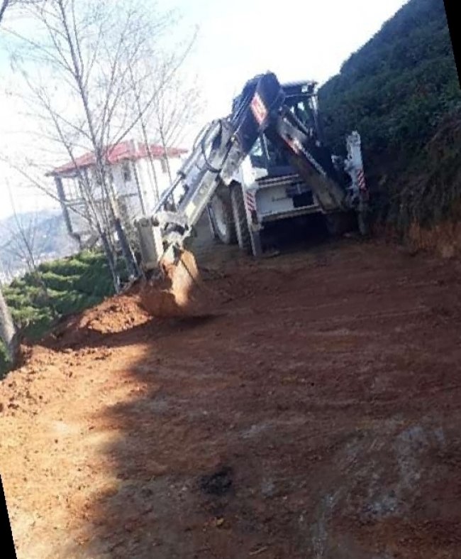 YOL GENİŞLETME VE BETON ÇALIŞMALARIMIZ