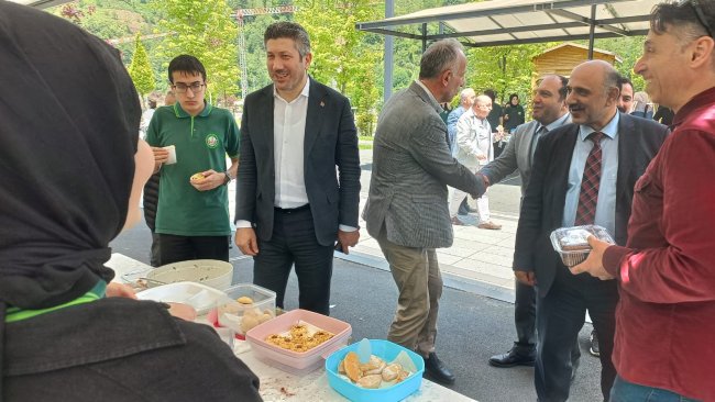 FEN LİSESİNDE YIL SONU KERMESİ