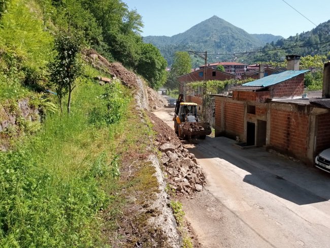 YOL BAKIM VE BETON ÇALIŞMALARIMIZ