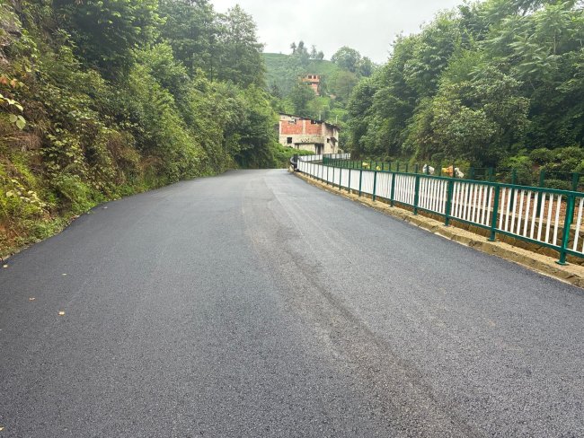 ASFALT VE TAŞ DUVAR ÇALIŞMALARI.